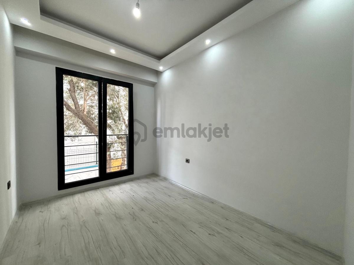 Yükselden Zeytinlide Doğa Manzaralı Geniş Balkonlu 2+1 - 17