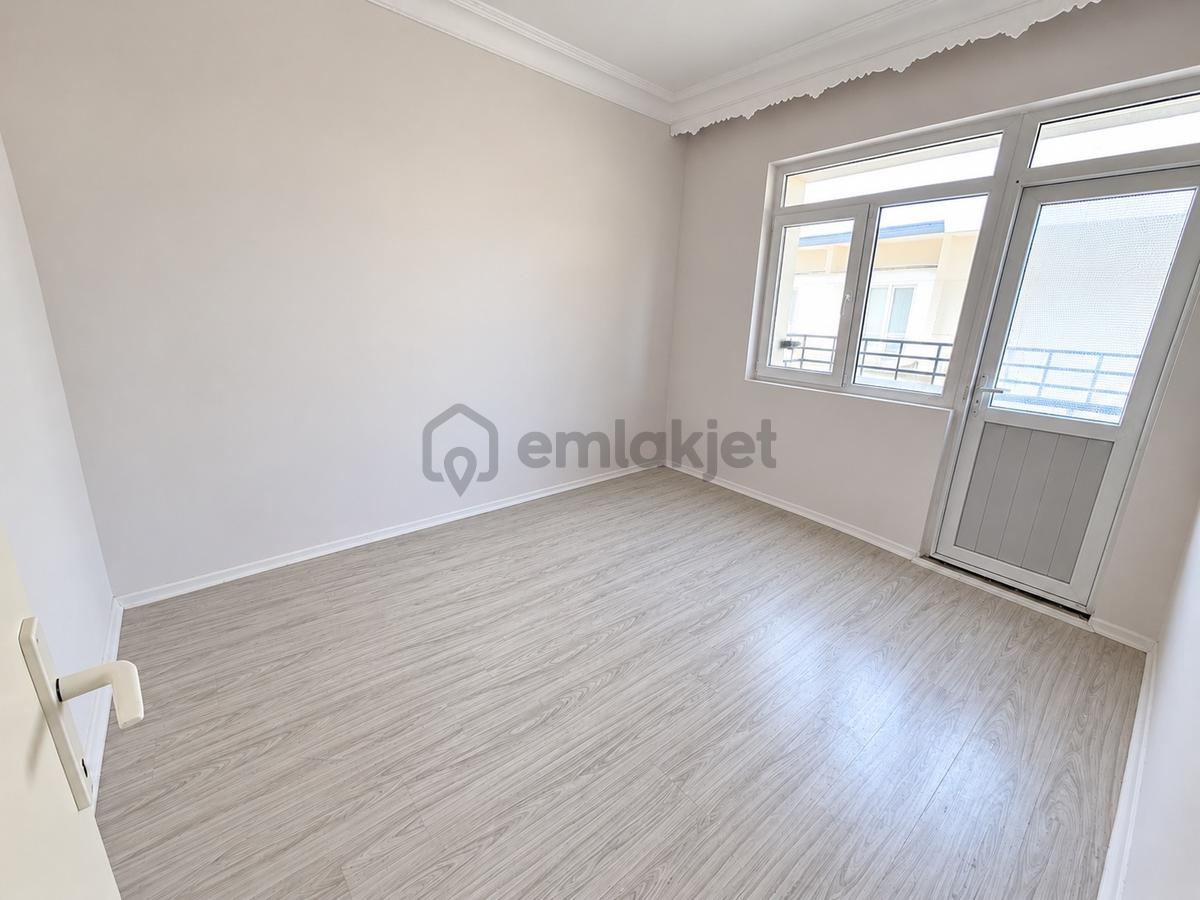 Pazarcı Mahallesi 2+1 Ayrı Mutfak Kiralık - 6