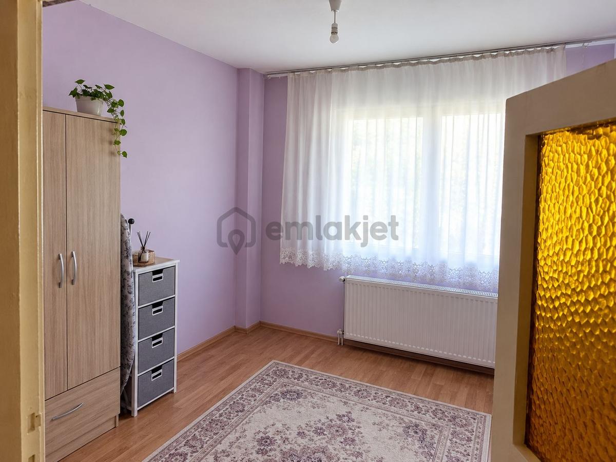 Fatih Mahallesinde Cadde Üstünde 3+1 Ara Kat Daire - 6