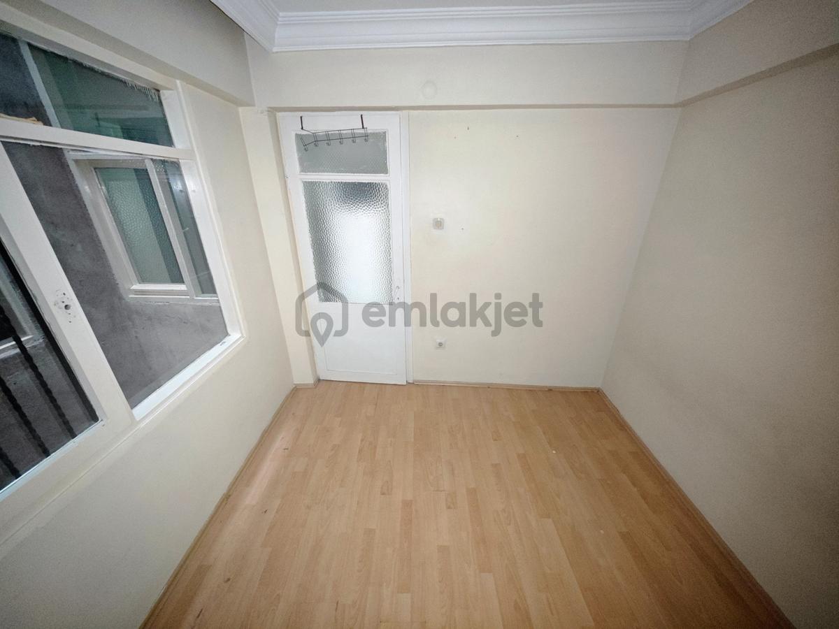 Mızraklı Caddesi Yakını Kiralık 2+1 Daire - 15