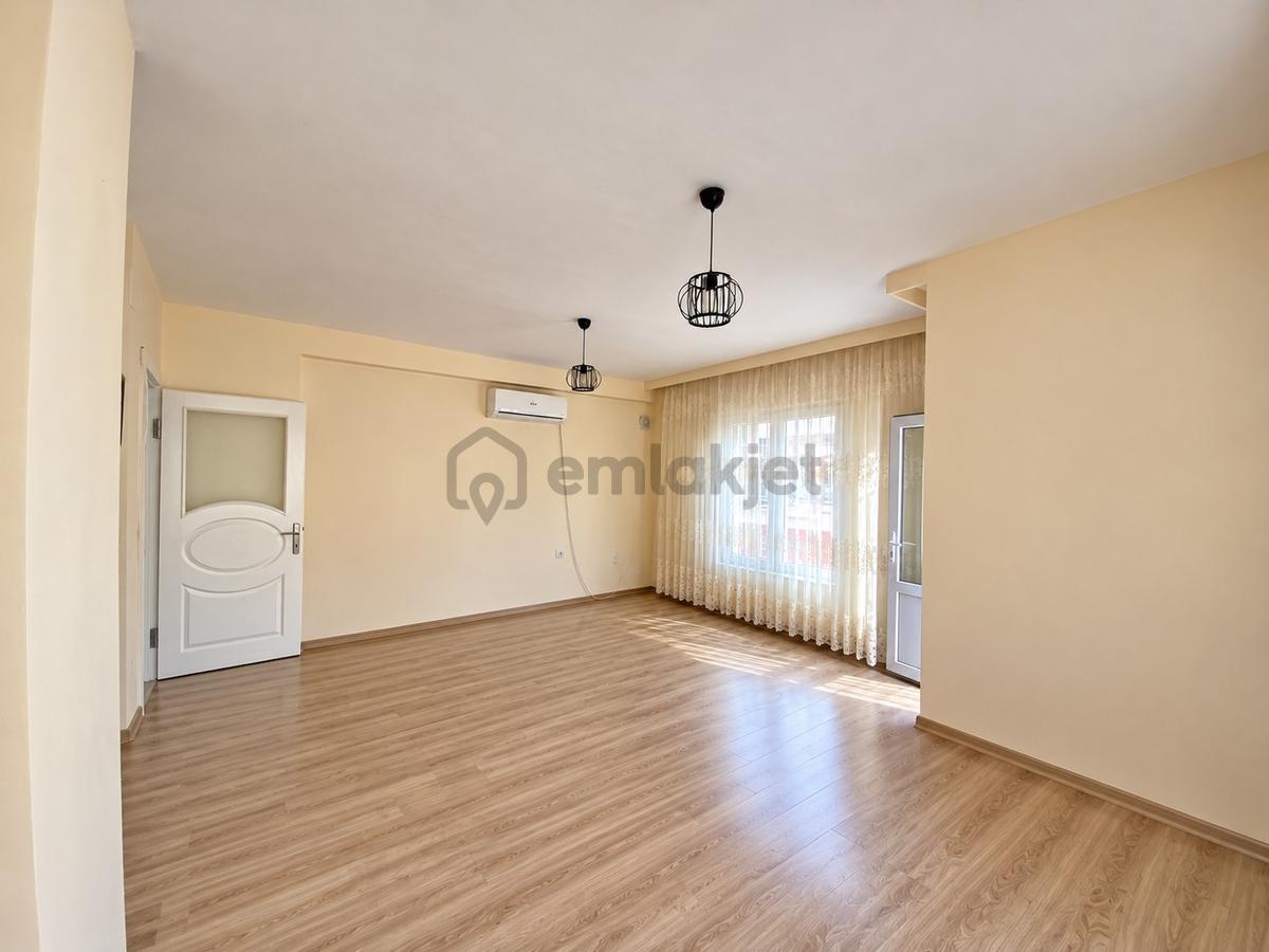 Ergünden Mendereste Site İçerisi Temiz Satılık 3+1 Daire - 9