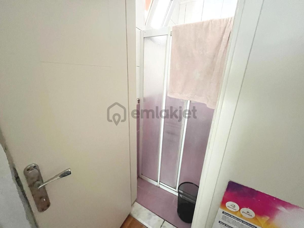 Pendik Güzelyalı Mahalesinde Eşyalı Daire 3+1 - 5
