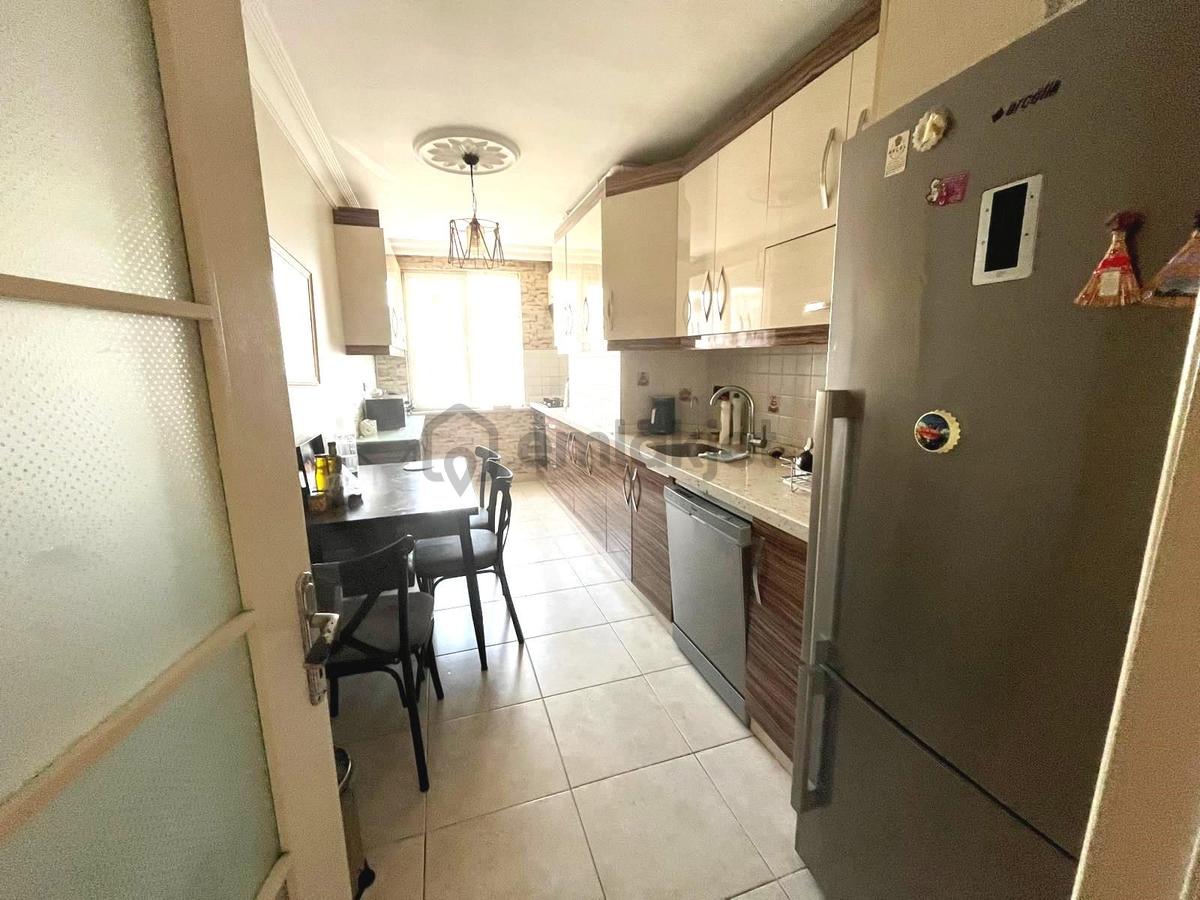 Pendik Güzelyalı Mahalesinde Eşyalı Daire 3+1 - 9