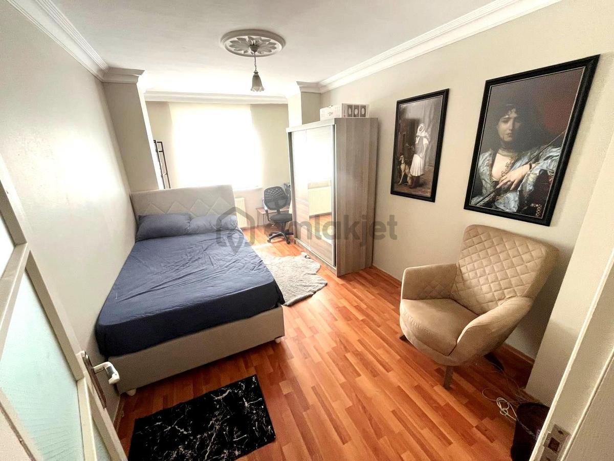 Pendik Güzelyalı Mahalesinde Eşyalı Daire 3+1 - 18
