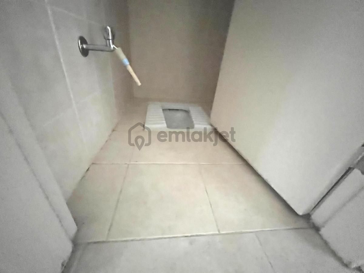 Pendik Güzelyalı Mahalesinde Eşyalı Daire 3+1 - 27