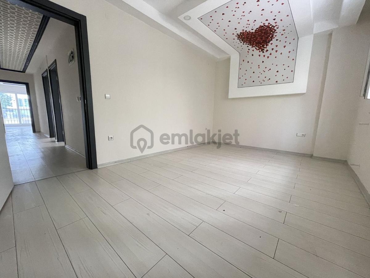 Didim Şehir Merkezinde Kiralık 3+1 Yüksek Giriş Daire - 12