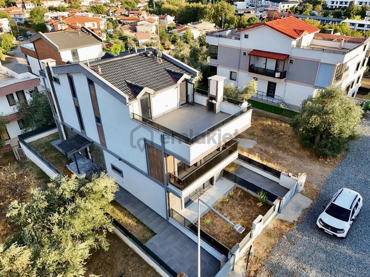 Aras Emlaktan Gürede Muhteşem Konumda 3+1 Villa - 4