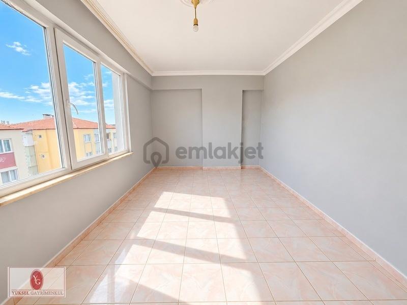 Yükselden İkizçayda Denize 500 Mt Ön Cephe Çift Balkonlu 2+1 - 17