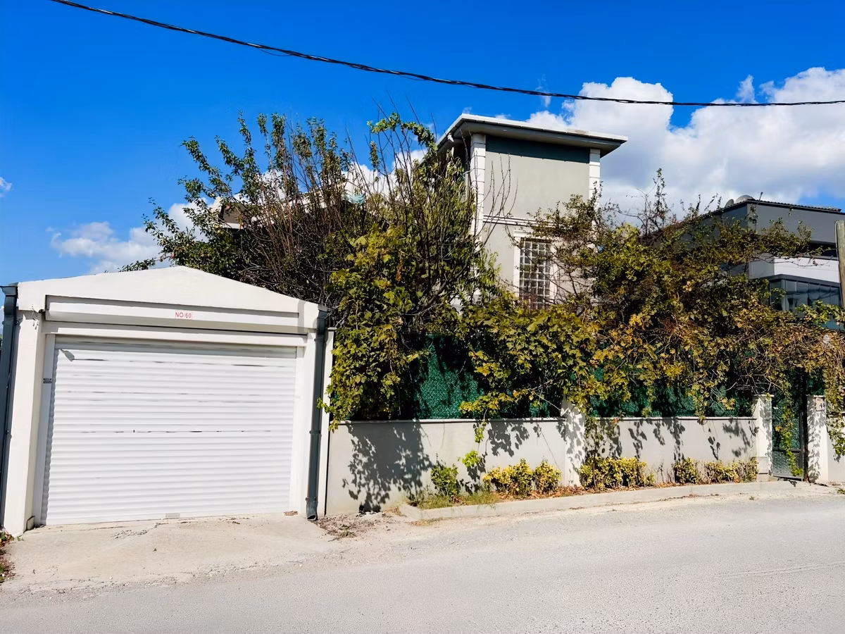 Gürpınar'da Satılık Deniz Manzaralı 6+2 Bahçeli Lüks Villa - 8