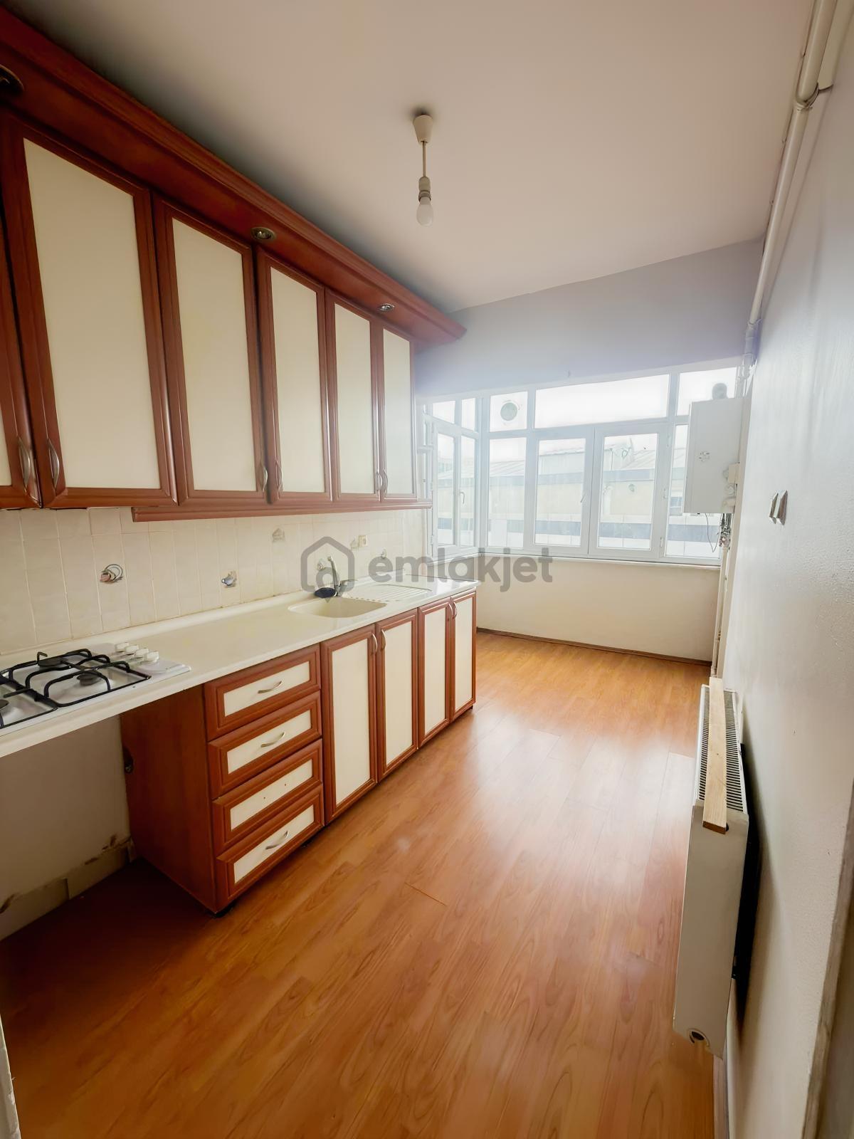 Arıkoğullarından Uğurmumcu Mah Site İçinde Otoparklı 2+1 90m2 - 6