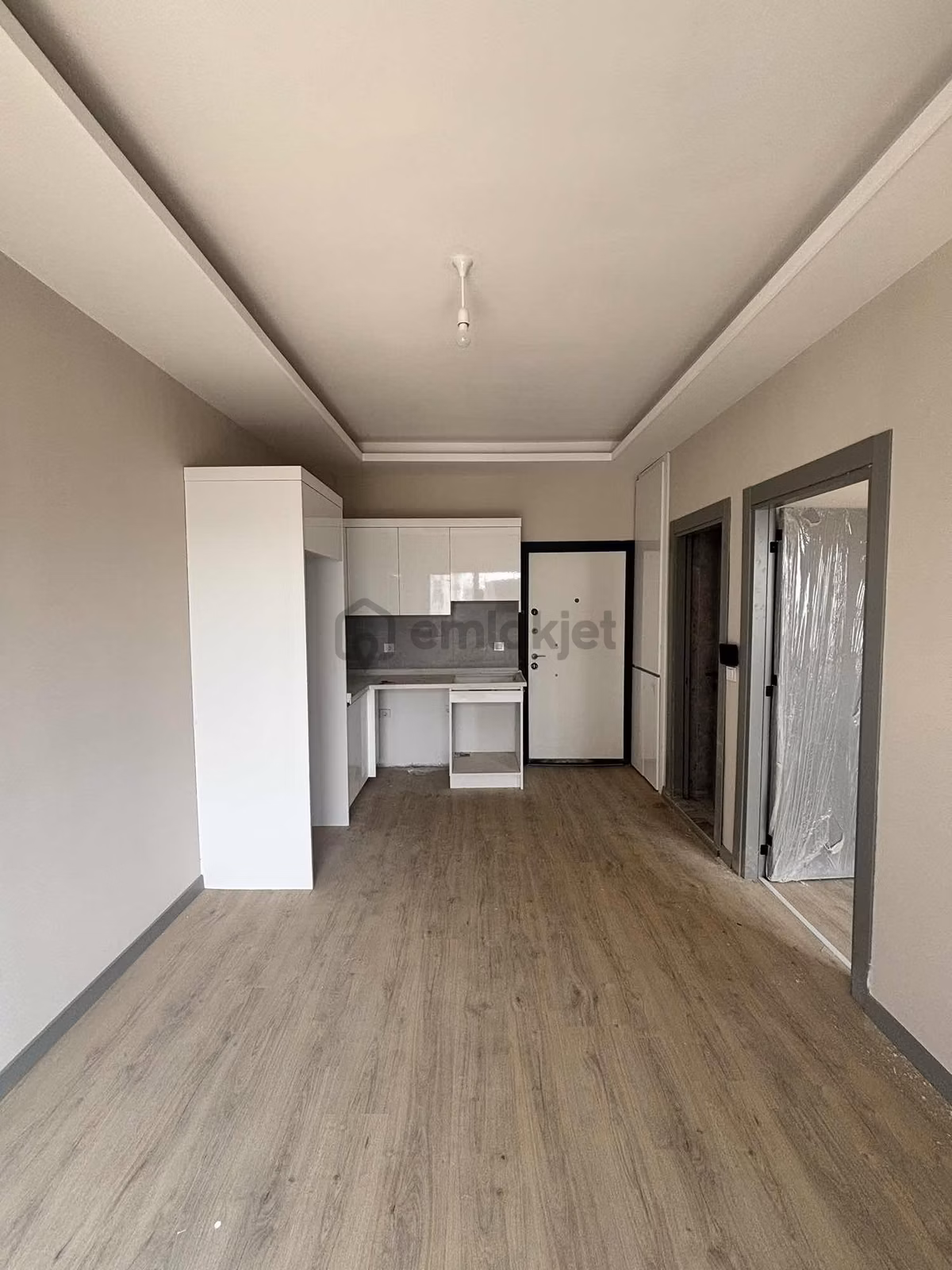 Gültepe'de~caddeye~yakın~yeni~binada~1+1~lüx~işçilik~satılık~ - 11