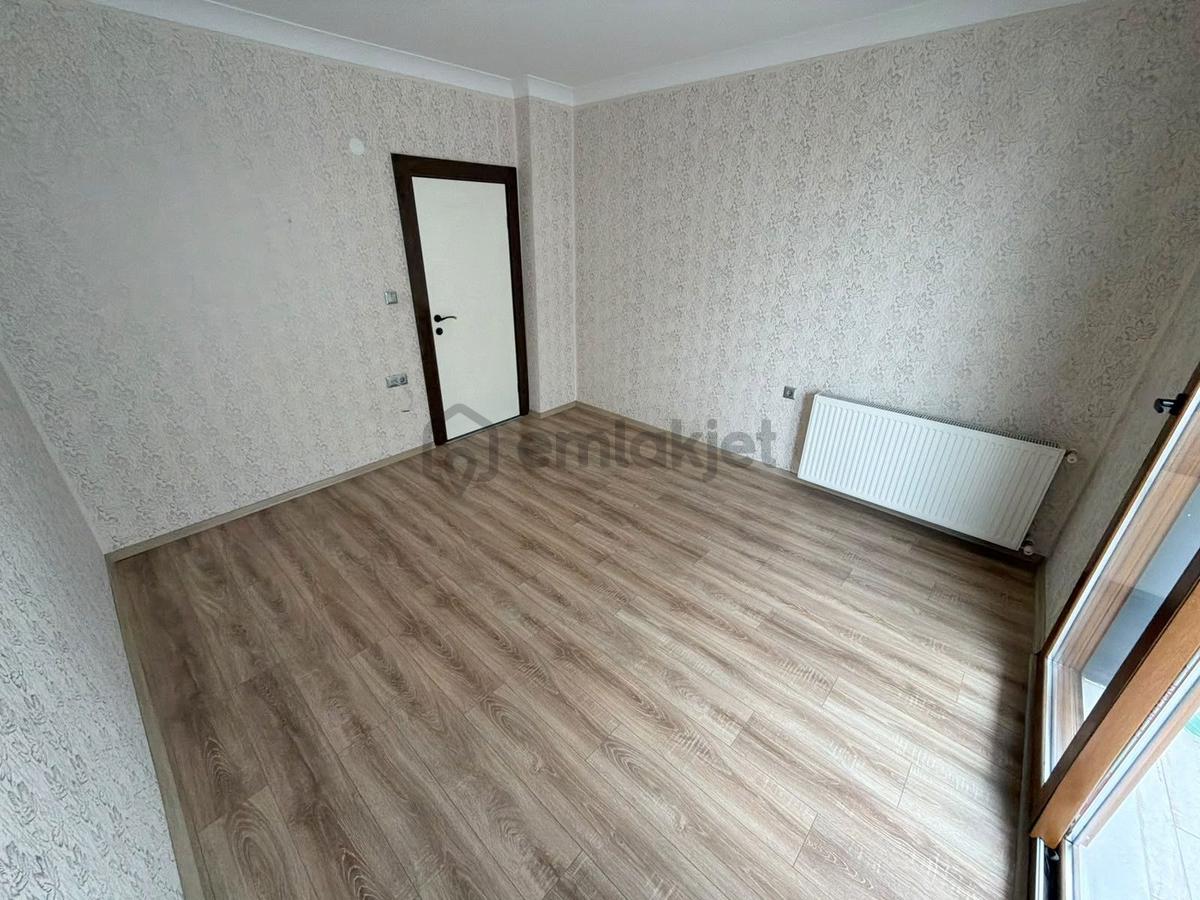 ▀güç'ten Altınkumda Denize 500m Cam Balkonlu Asansörlü 2+1 Daire - 31