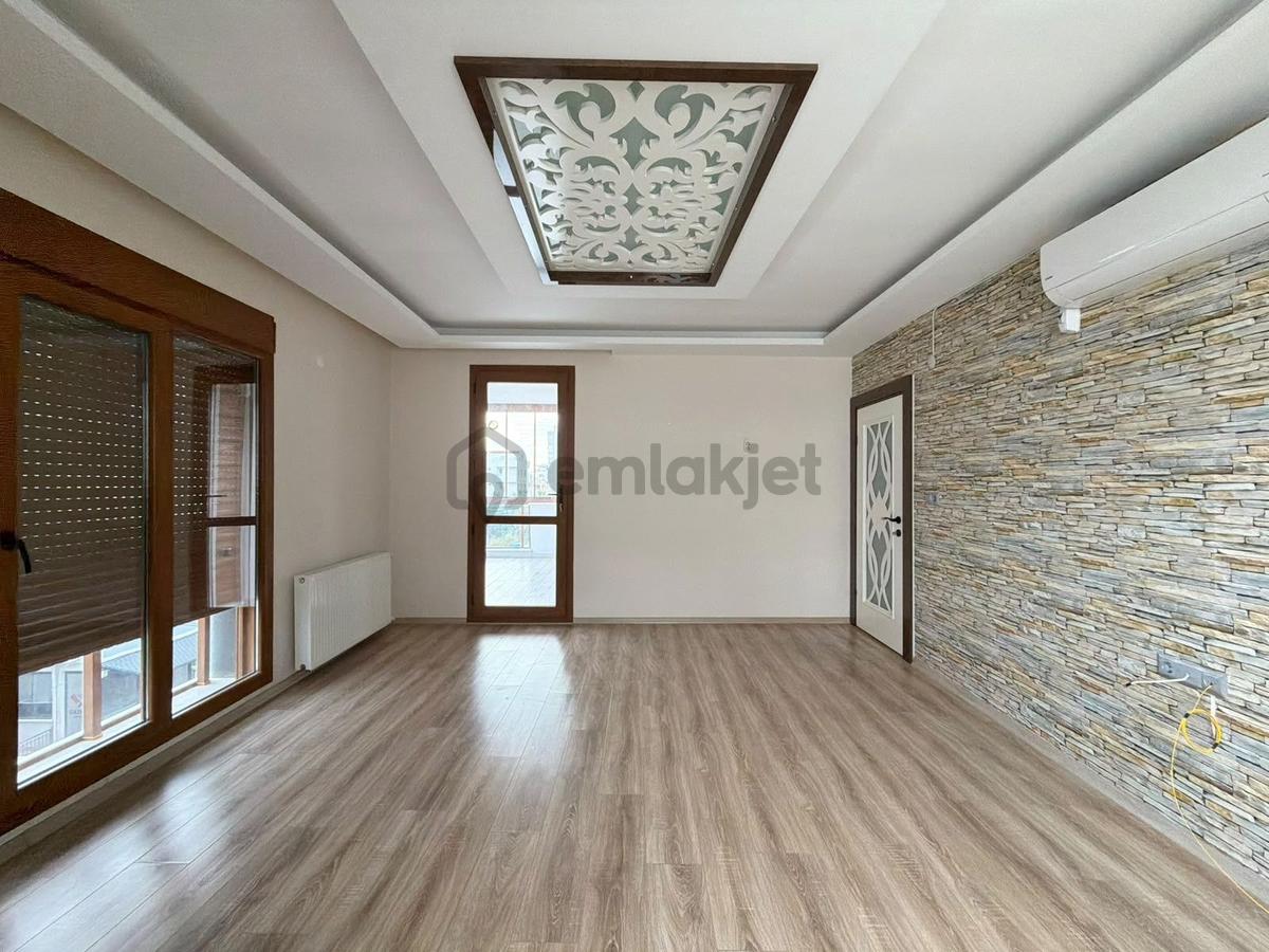 ▀güç'ten Altınkumda Denize 500m Cam Balkonlu Asansörlü 2+1 Daire - 18