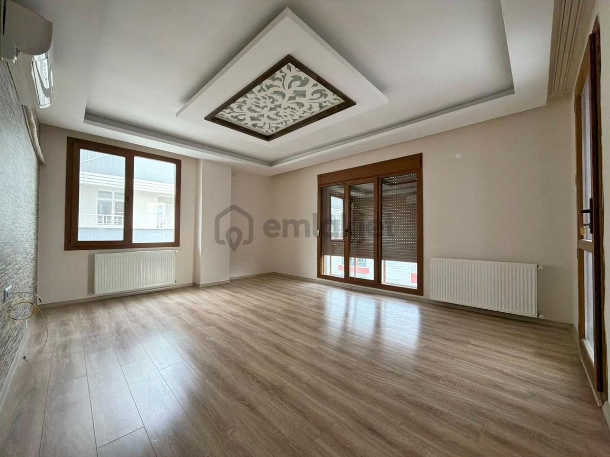 ▀güç'ten Altınkumda Denize 500m Cam Balkonlu Asansörlü 2+1 Daire - 3
