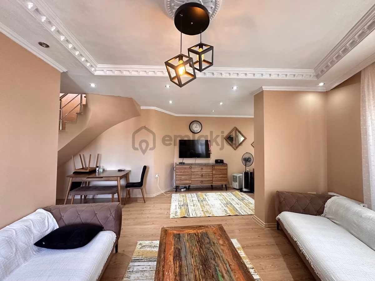 Cadde Üzeri 3+2 Geniş, Açık Cepheli, Kullanışlı Dubleks Daire - 5