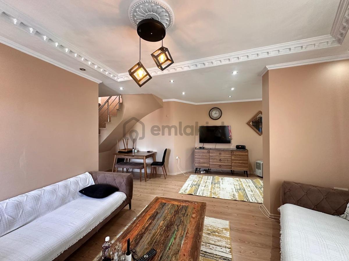 Cadde Üzeri 3+2 Geniş, Açık Cepheli, Kullanışlı Dubleks Daire - 3