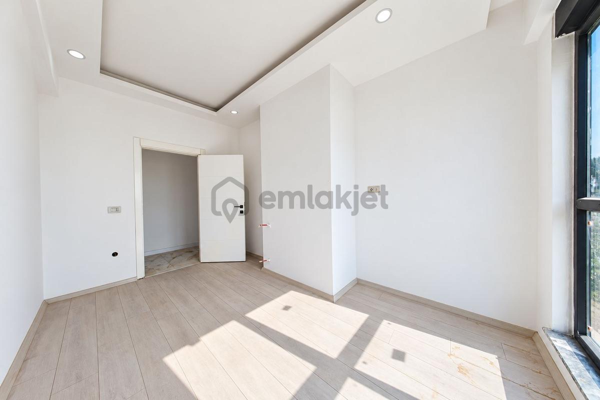Argın Resıdence Da Havuz Manzaralı, 3 Cepheli Özel 3+1 - 35