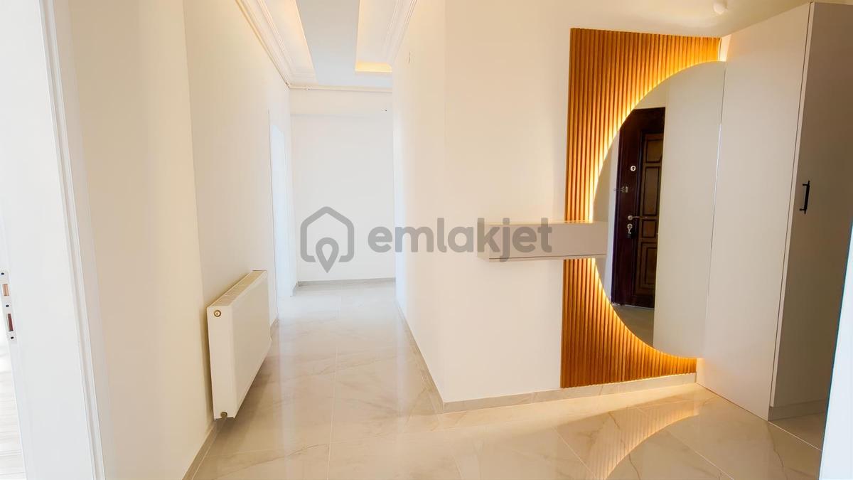 Antalya'nın Kalbinde Park Ve Şehir Manzaralı Tadilatlı 3+1 Daire - 34