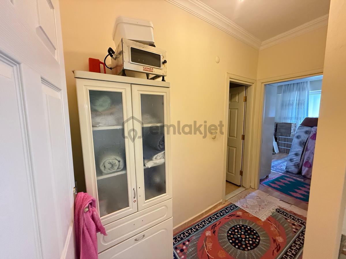 Demirel De Tramway Önünde 3 Balkonlu 8. Katta Geniş Daire - 18
