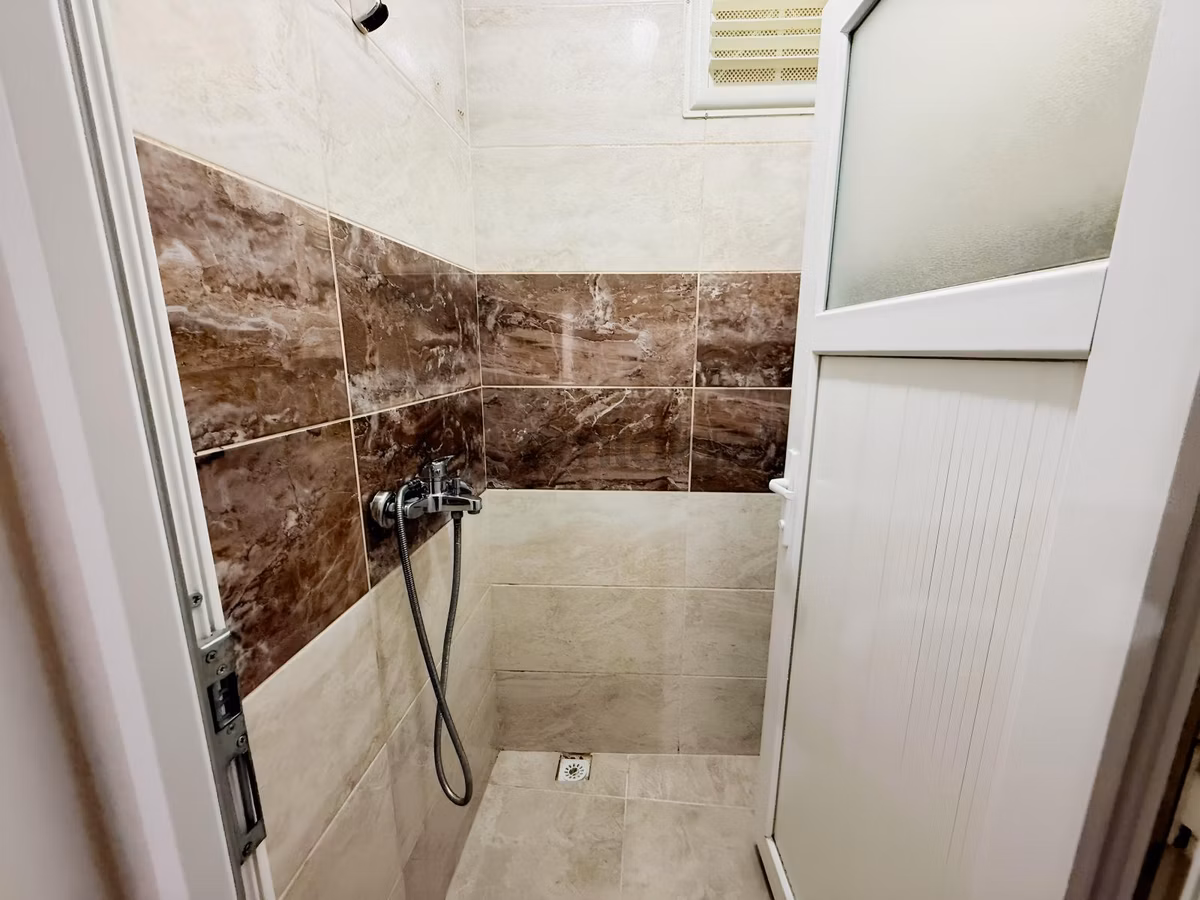 Kıraç Hürriyet Mah'de 3+1 155 M² Tek Daire Üzeri Balkonlu Arakat - 13