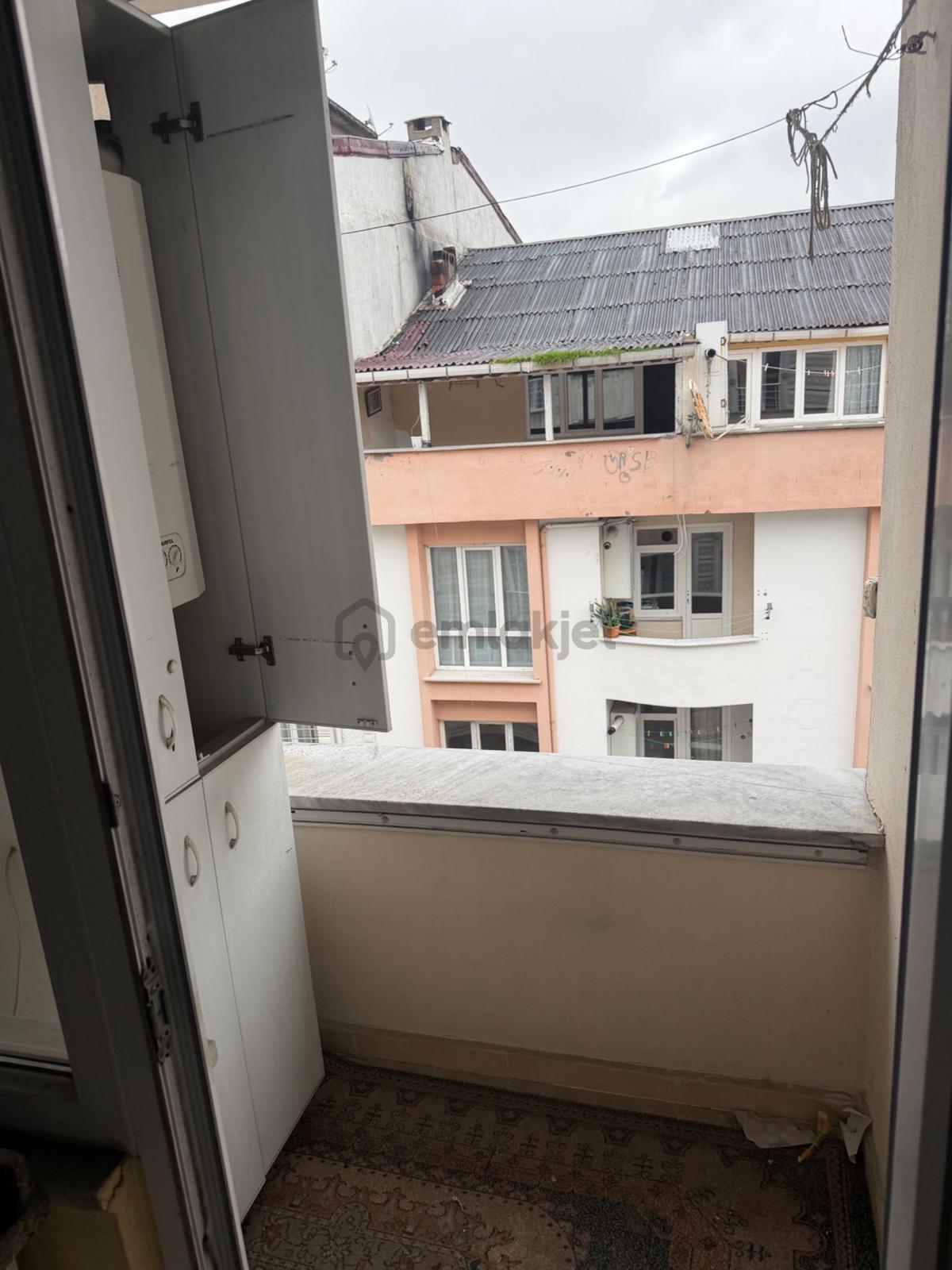 Sahibinden Esenyurt Merkezde Çift Balkonlu Kapalı Mutfaklı - 10