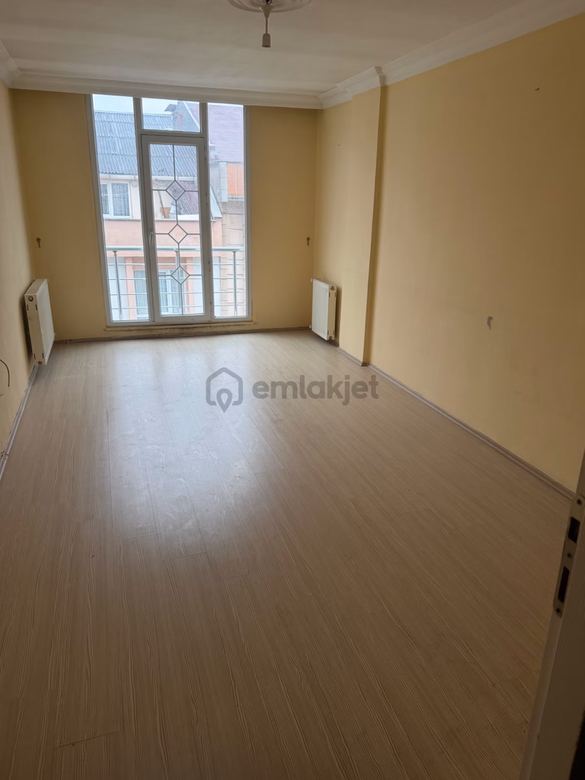 Sahibinden Esenyurt Merkezde Çift Balkonlu Kapalı Mutfaklı - 8