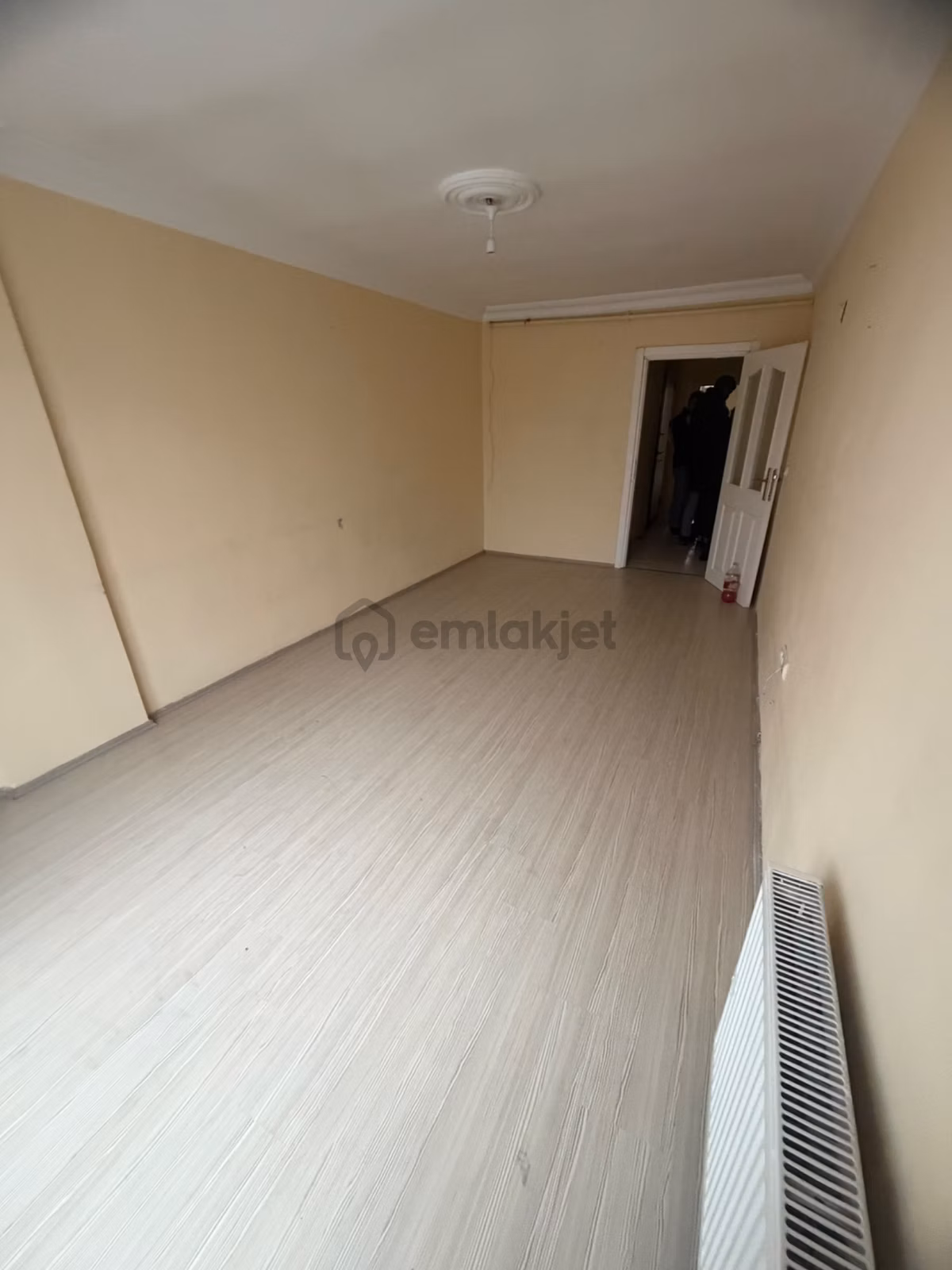 Sahibinden Esenyurt Merkezde Çift Balkonlu Kapalı Mutfaklı - 5