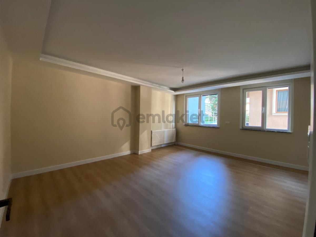 Üsküdar Bahçelievler 'de Sıfır Binada 1. Kat Kiralık 2+1 Daire - 6