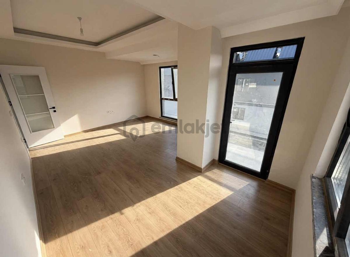 Çift Bloklu Site İçerisinde Kiralık Lüks 4+1 Üst Dubleks - 3