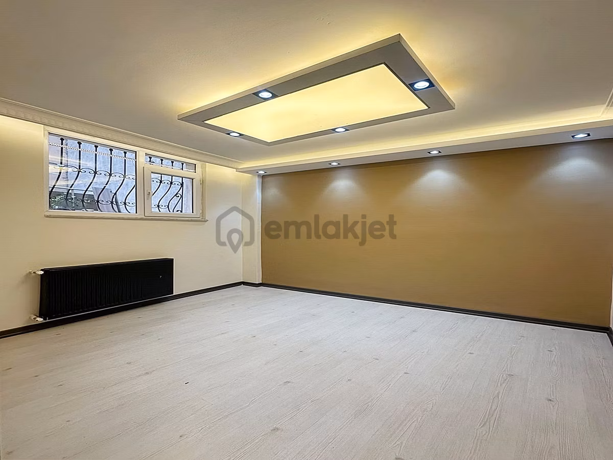 Metrobüse Yürüme Mesafesinde Full Dekorlu Giriş 2+1 Daire!!! - 14