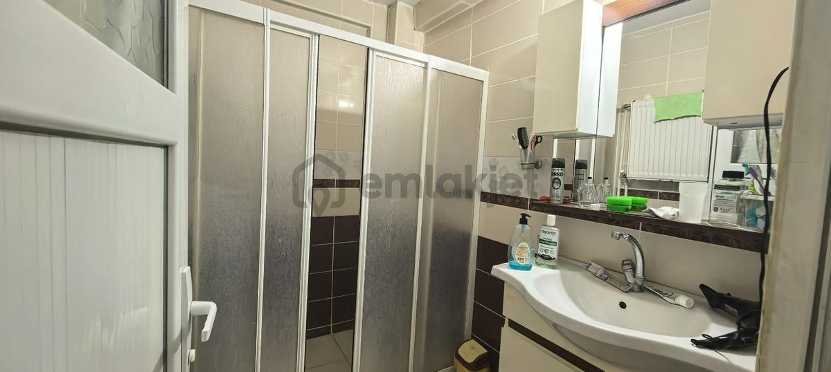 Rızaiye Mahallesi'nde Full Eşyalı 3+1 Daire - 11