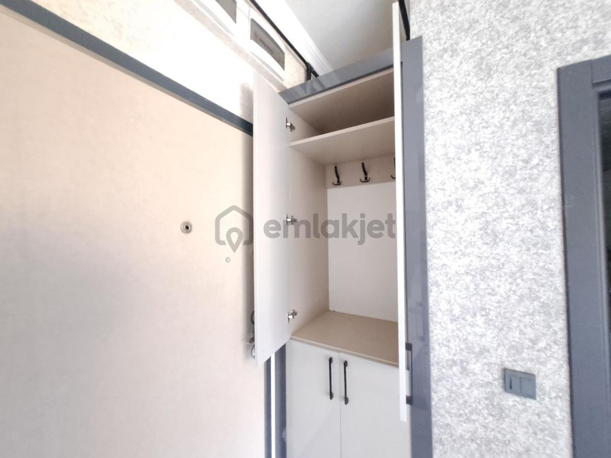 Alaçatı'dan Vadi Manzarali/cam Balkonlu Kiralık Daire - 13