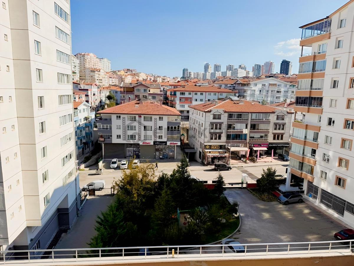 Cengizhan'da Site'de Full+full Teras Balkonlu Çift Asansör Daire - 25