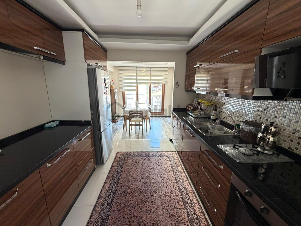 Cengizhan'da Site'de Full+full Teras Balkonlu Çift Asansör Daire - 38