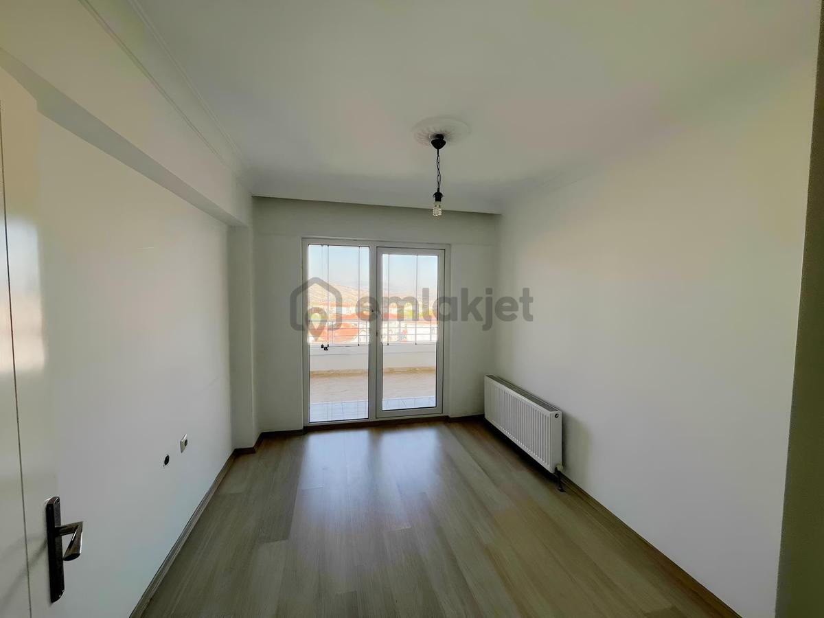 Yonca Emlak Çağdaş Prestij Konutları Kiralık 3+1 Daire - 16