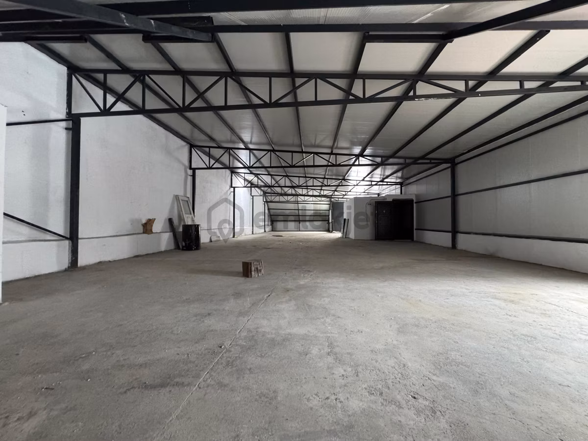 Arıkoğullarından Uğur Mumcu Sanayide 300m2 Atölye - 9