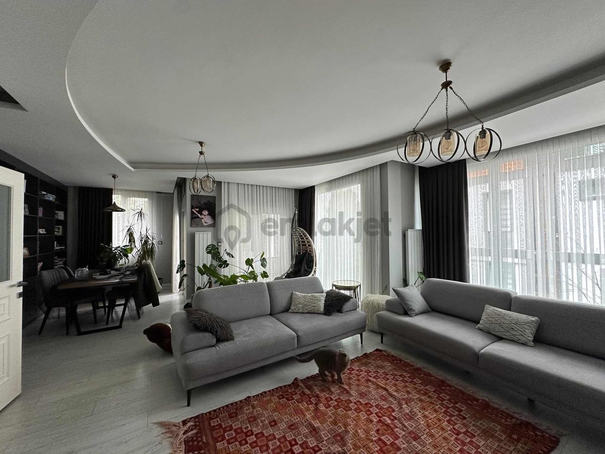 Cb Mark'tan 5+1 Satılık Site İçi Özel Tasarım Triplex Villa - 6