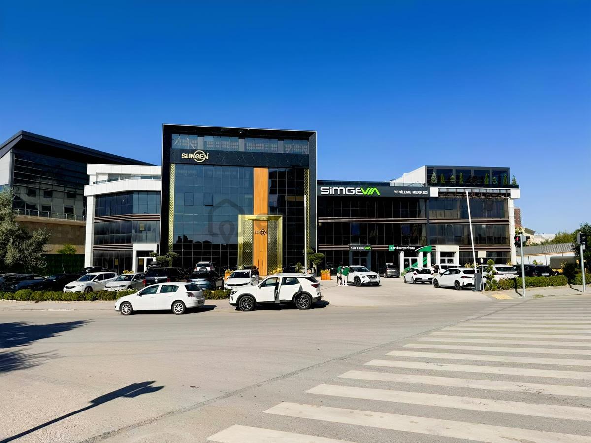 Forum Ankara Yanı Prestijli Konumda Kiralık Dükkan - 4