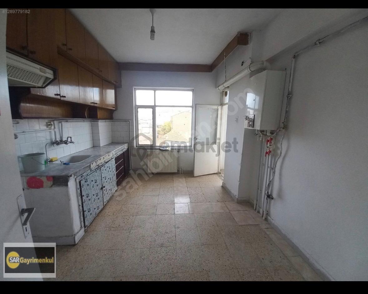 İnönü Caddesi Yanında Kiralık 2+1 Daire - 2