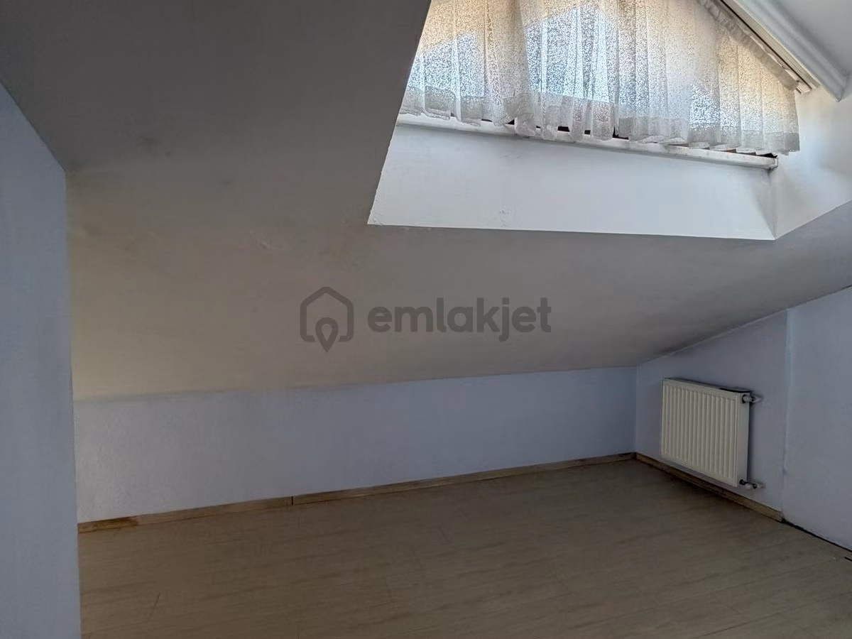 Merkezefendi Mahallesinde Asansörlü Kiralık Daire - 14