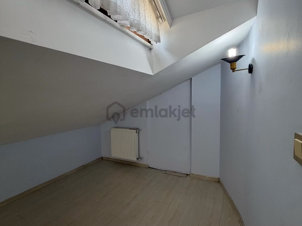 Merkezefendi Mahallesinde Asansörlü Kiralık Daire - 15