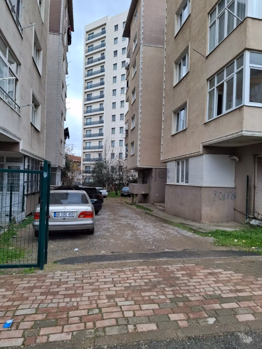 Marmaraya Ve E5 E Yakın Kiralık Site İçi Arakat Klimalı Daire - 33
