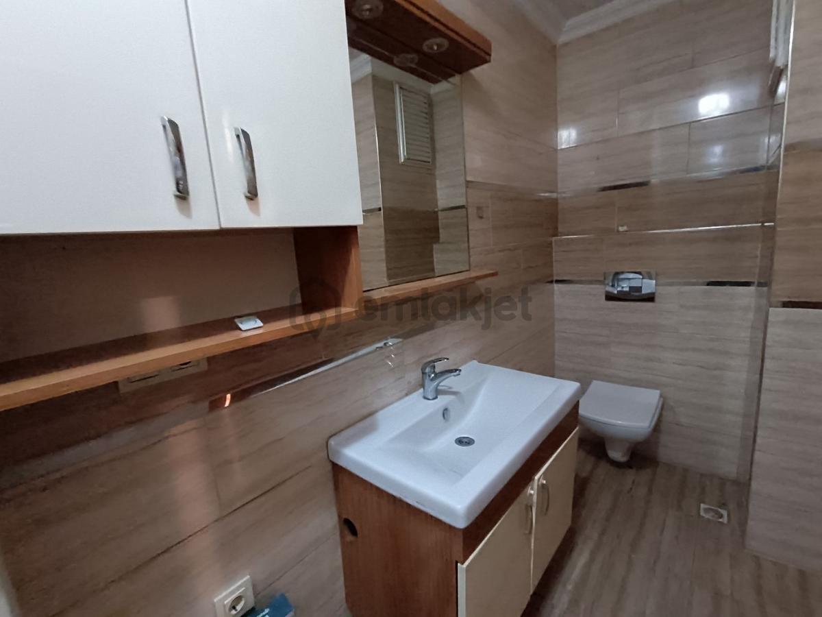 F-l Den Örnek Merkez Seçkin Sitede Otoparklı 2+1 - 24