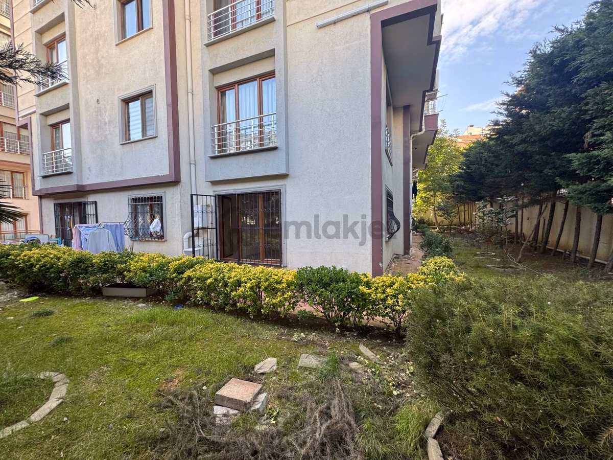 F-l Den Örnek Merkez Seçkin Sitede Otoparklı 2+1 - 24