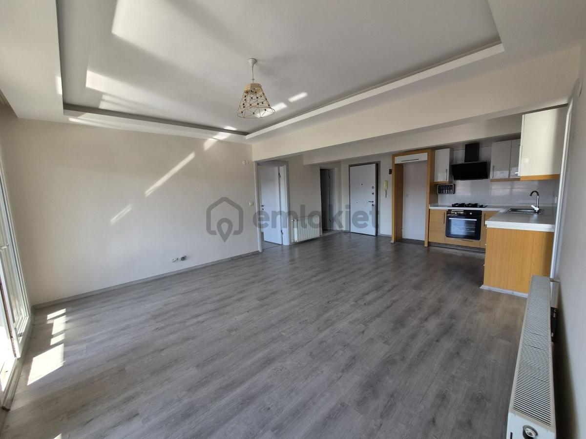 Kuşadası Merkezi Konumda Satılık Asansörlü 2+1 Daire - 12