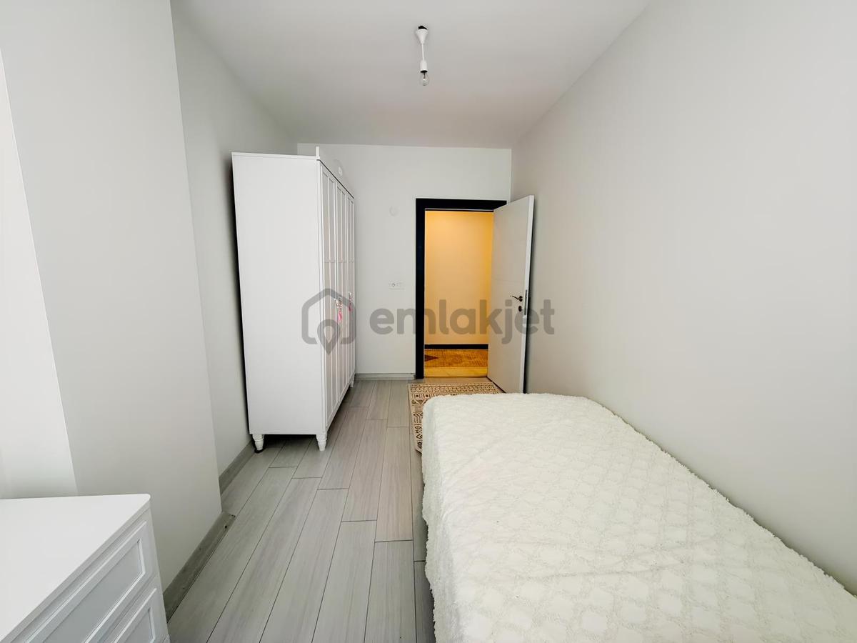 Var'dan Çerkezköy Tepede 3+1 Ara Kat Ön Cephe Eşyalı Daire - 17