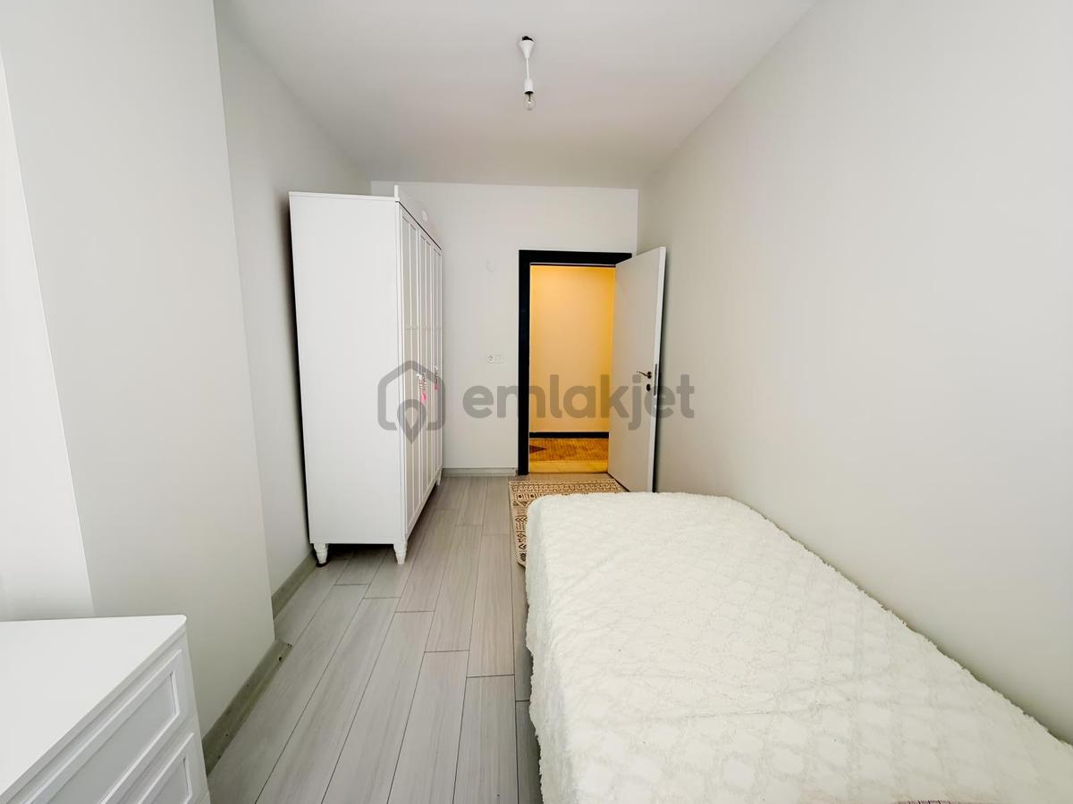 Var'dan Çerkezköy Tepede 3+1 Ara Kat Ön Cephe Eşyalı Daire - 15