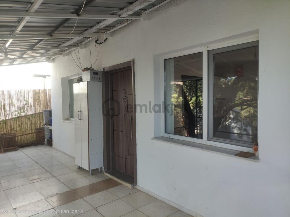 Kemalpaşa Damlacık'ta Yapı Kullanımlı 1+1 Ev 500 M2 Hisseli - 8