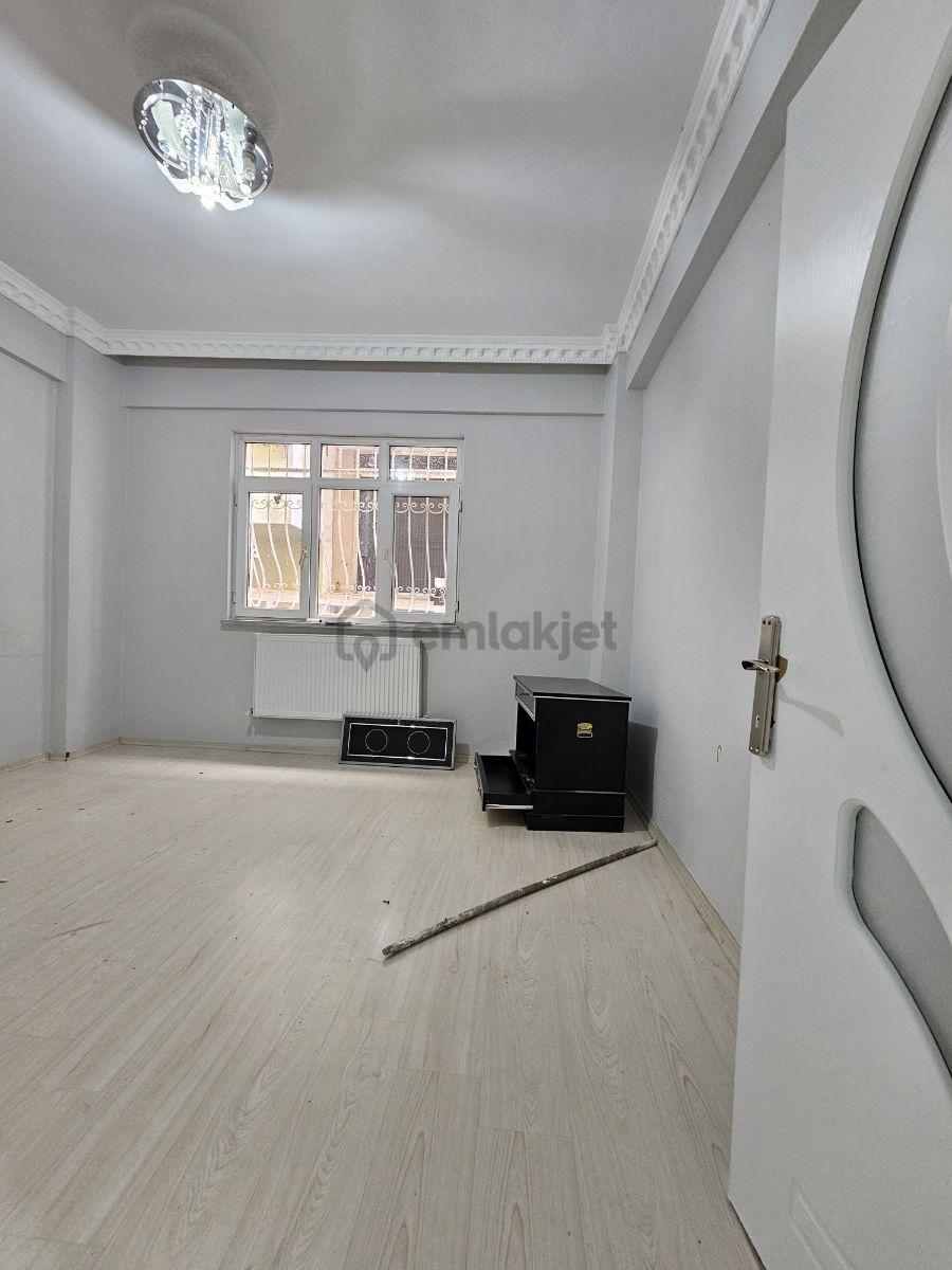 Güzelyurt Kiralık 2+1 Geniş Daire - 13