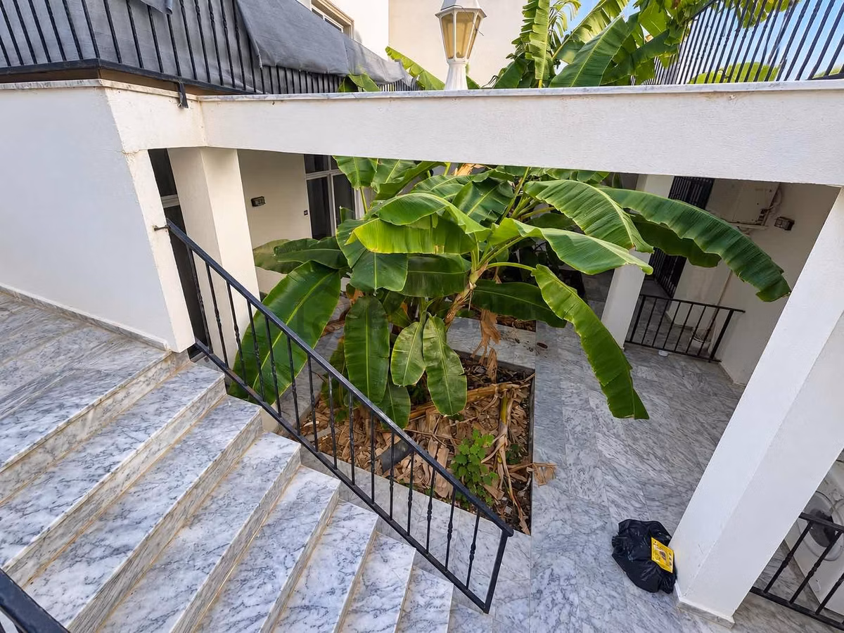 Konacık Merkezi Konumda 1+1 Eşyalı Daire - 8